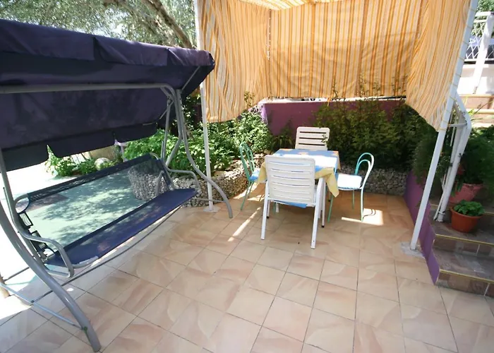 Apartment With Parking Space - 6636 Makarska