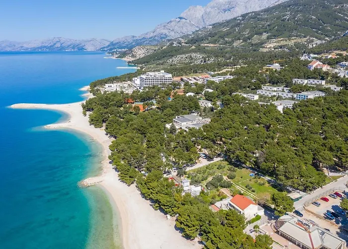 With Parking Space - 6636 Makarska
